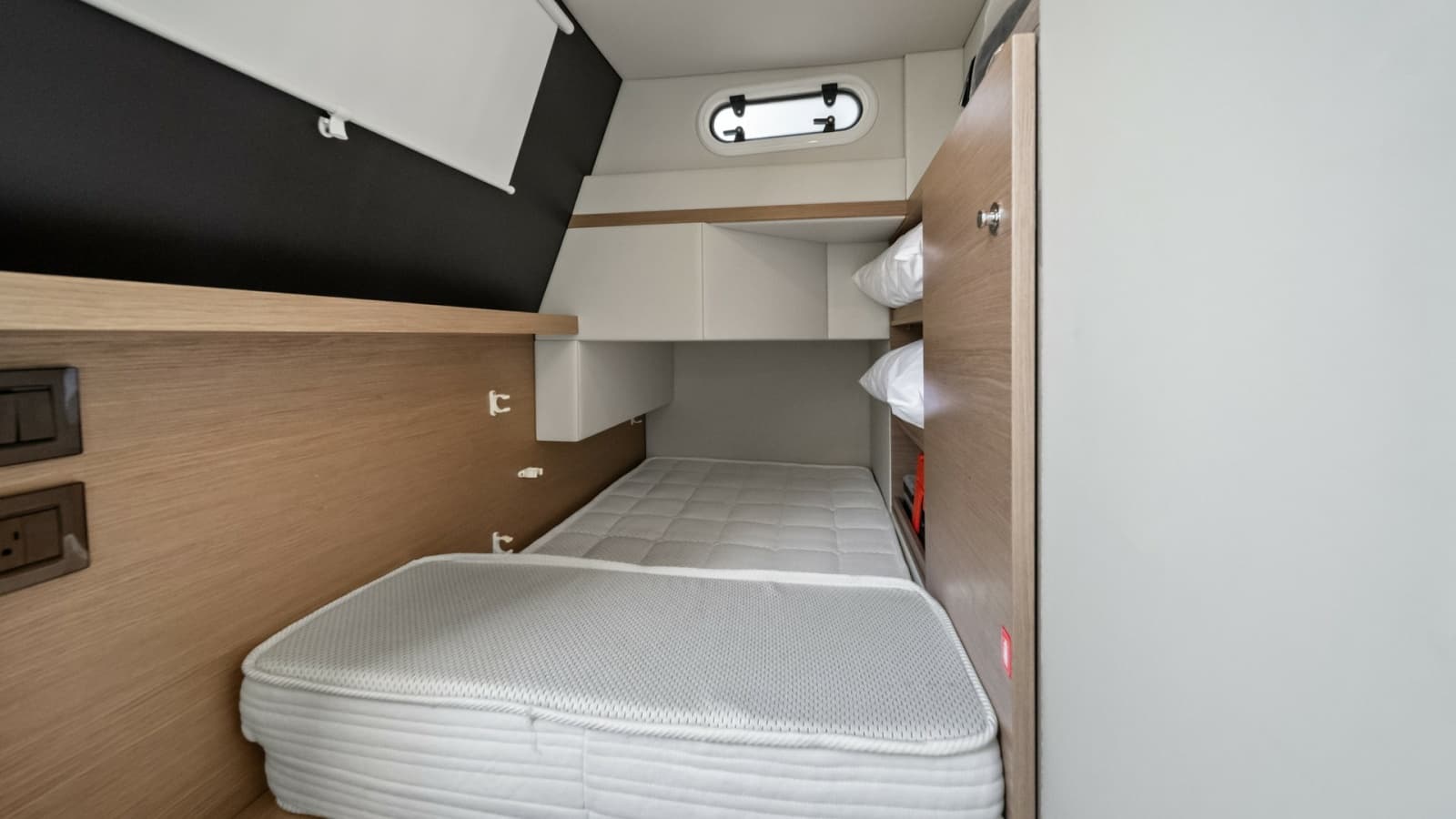 2026 Absolute 58 Navetta - Photo 67