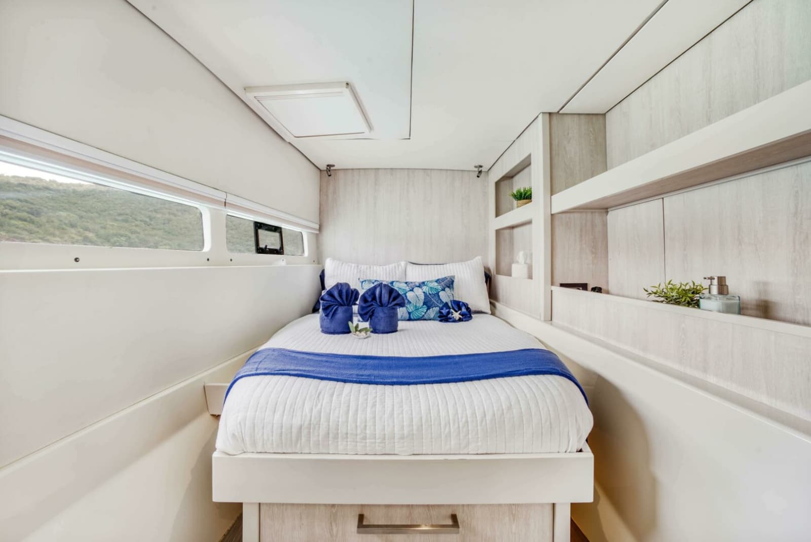 2016 Leopard 58 Catamaran - Photo 36
