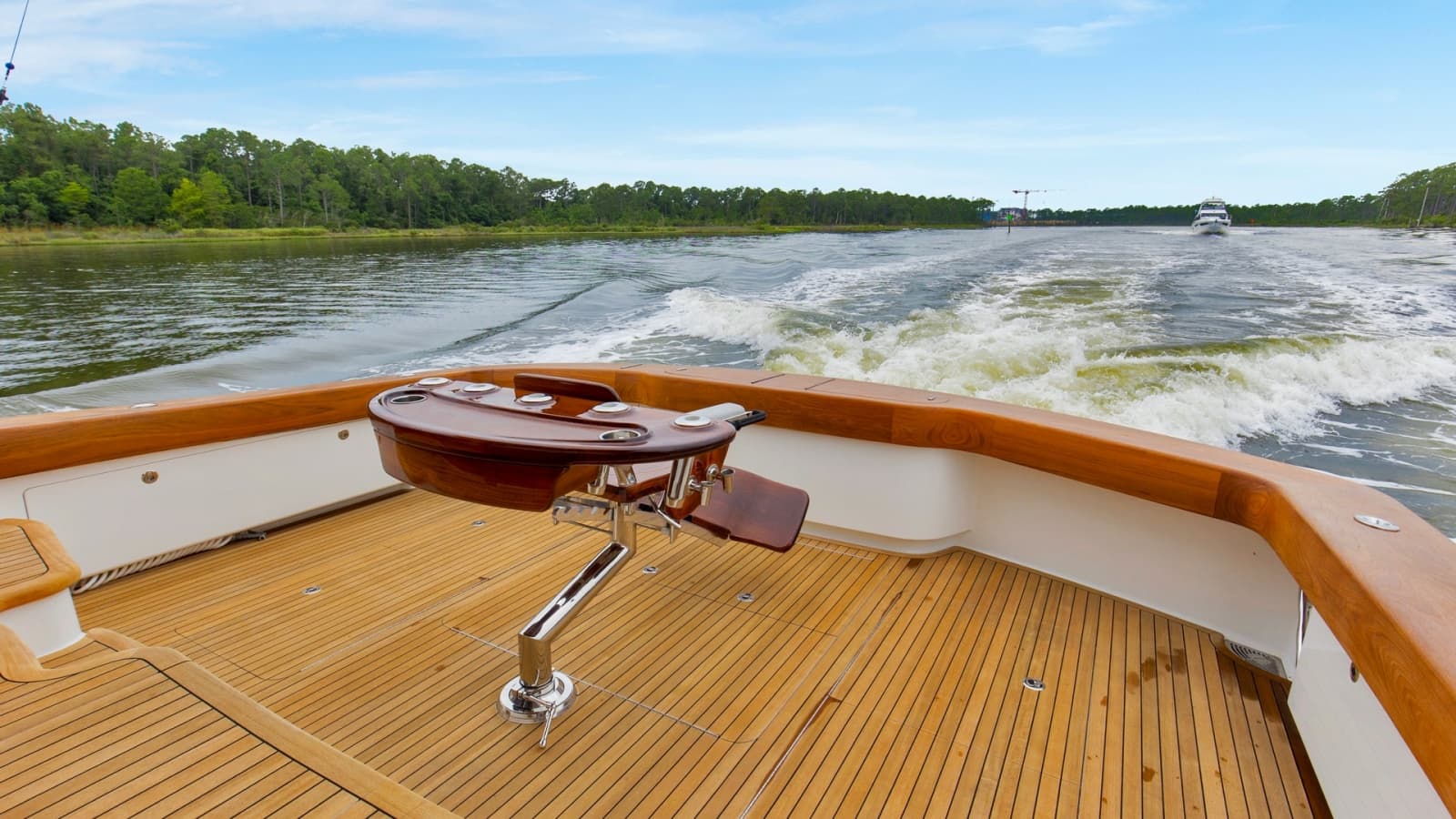 2020 Viking 68 Convertible - Photo 56