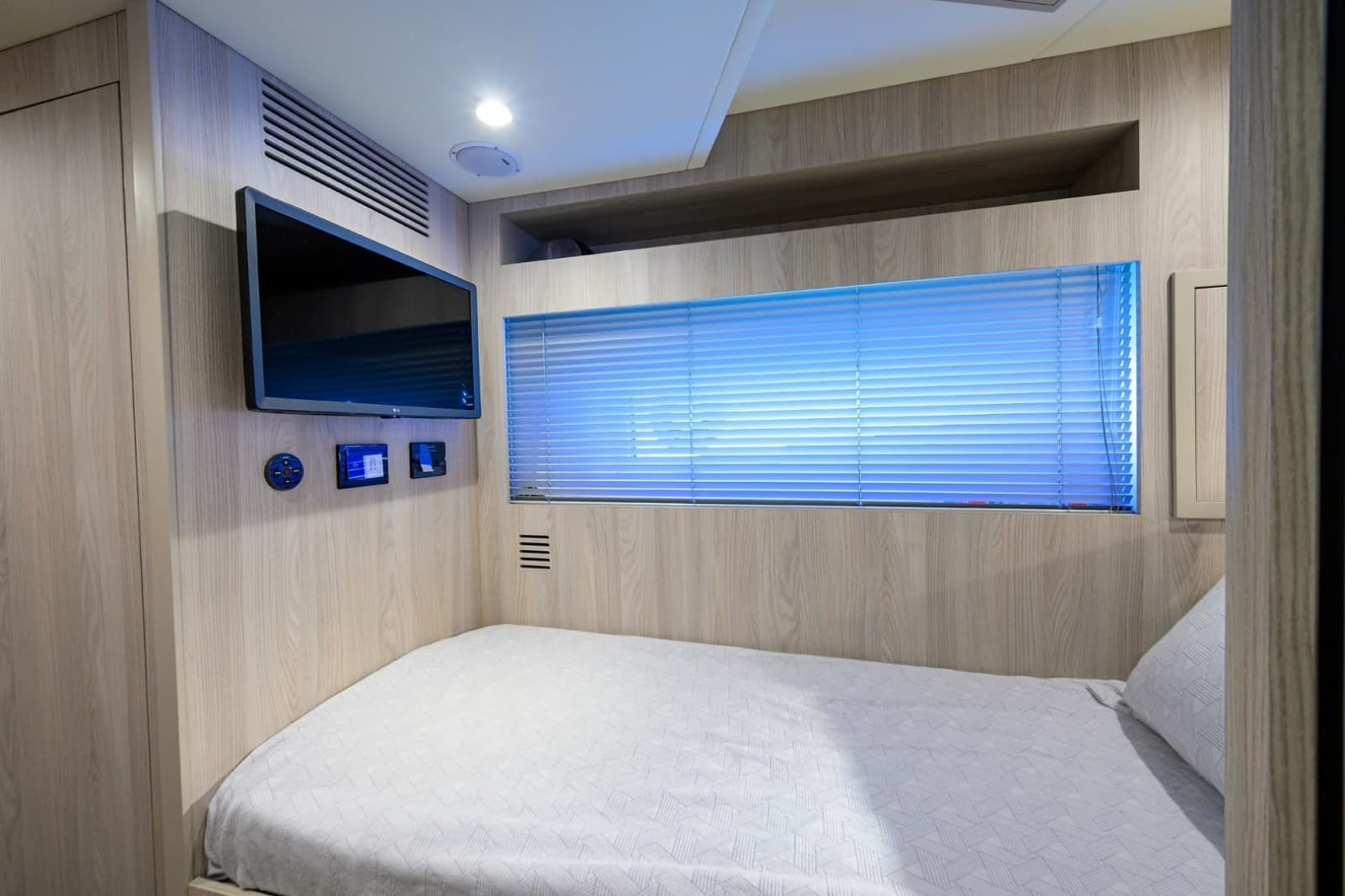 2024 Azimut Fly 78 - Photo 56