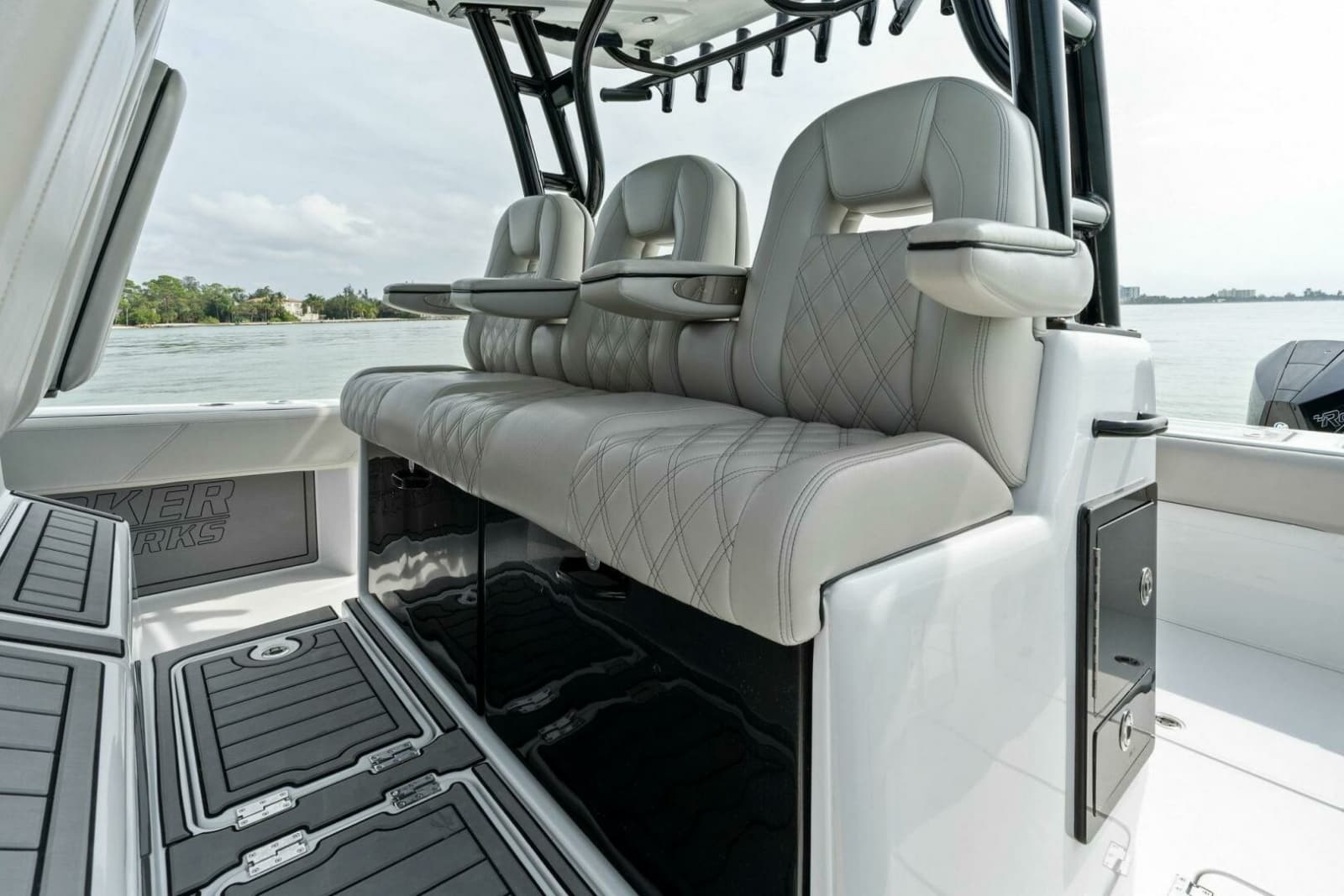 2022 Barker Boatworks 40 High Performance Cat - Photo 43