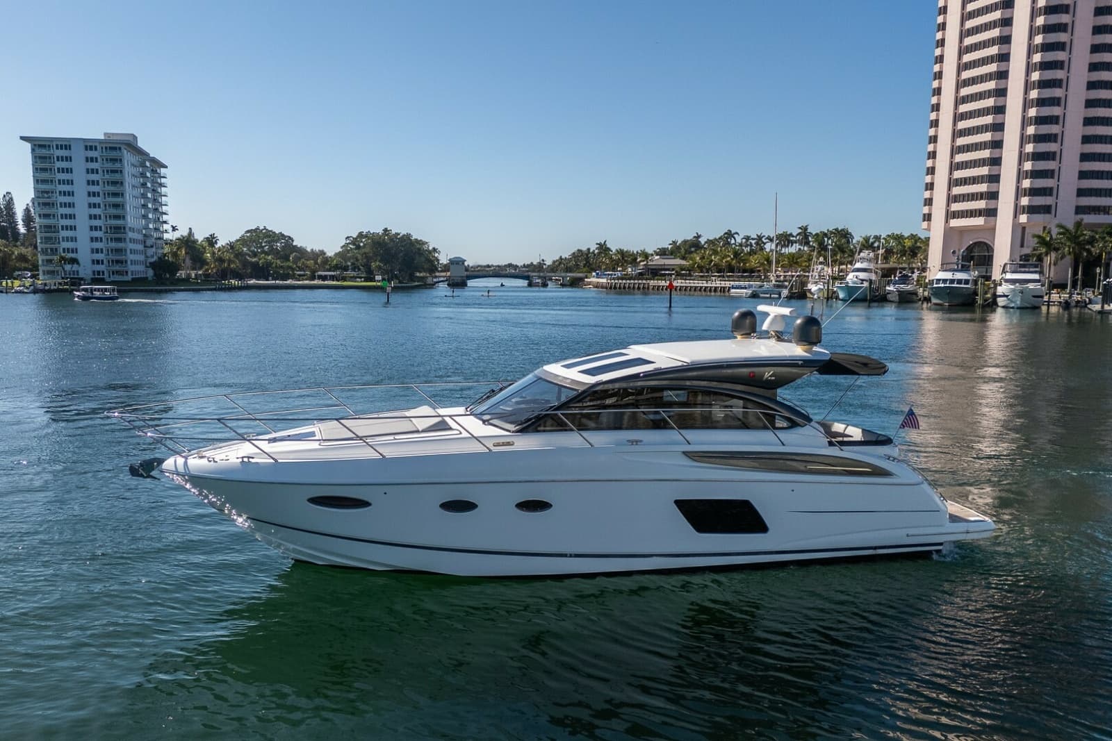 2016 Princess V48 - Photo 1