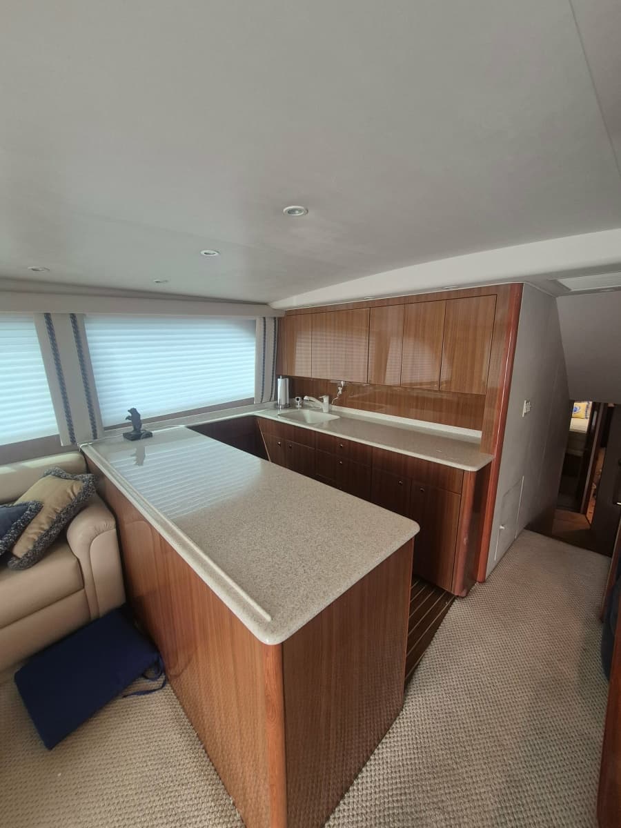 2006 Viking 56 Convertible - Photo 21