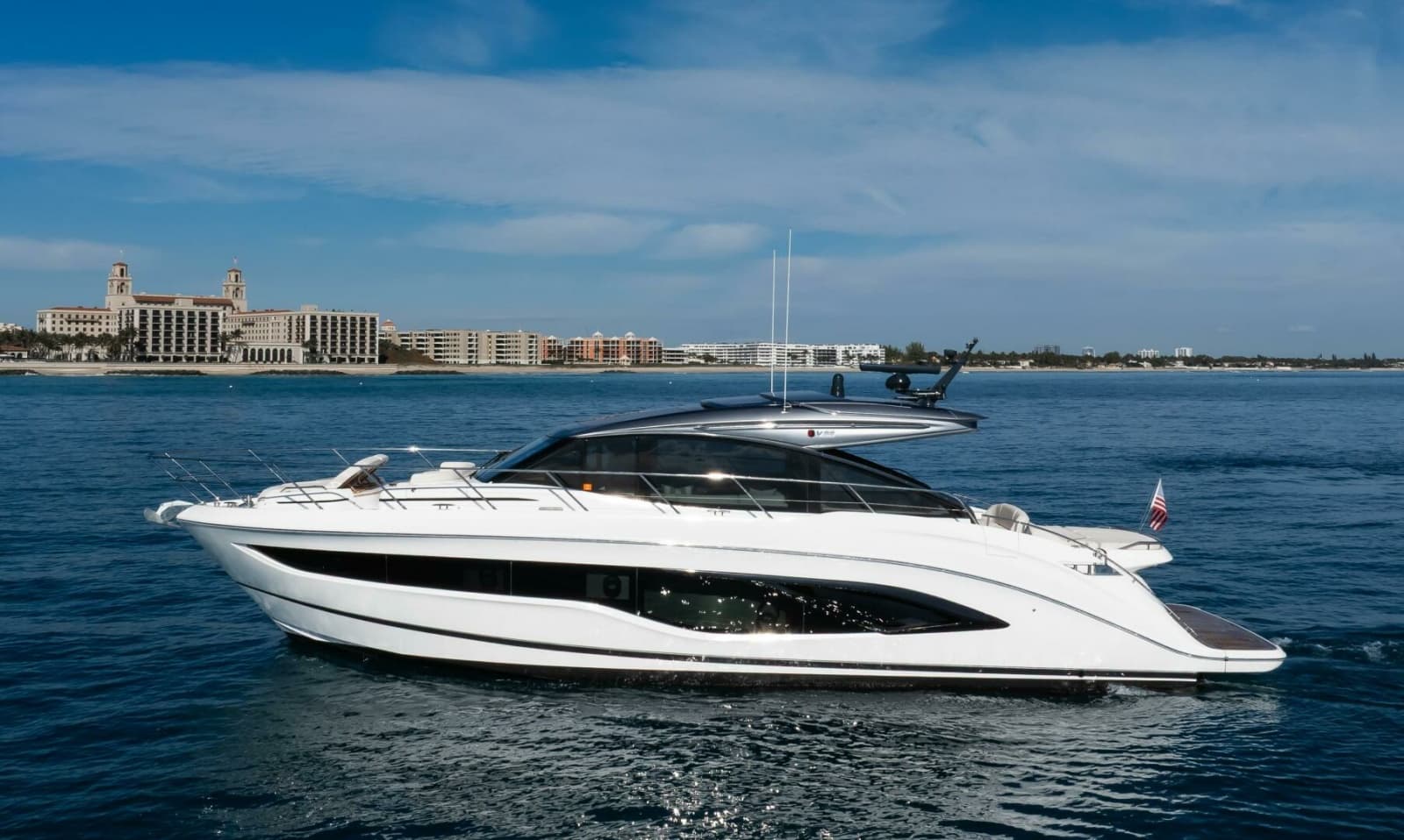 2025 Princess V55 - Photo 23