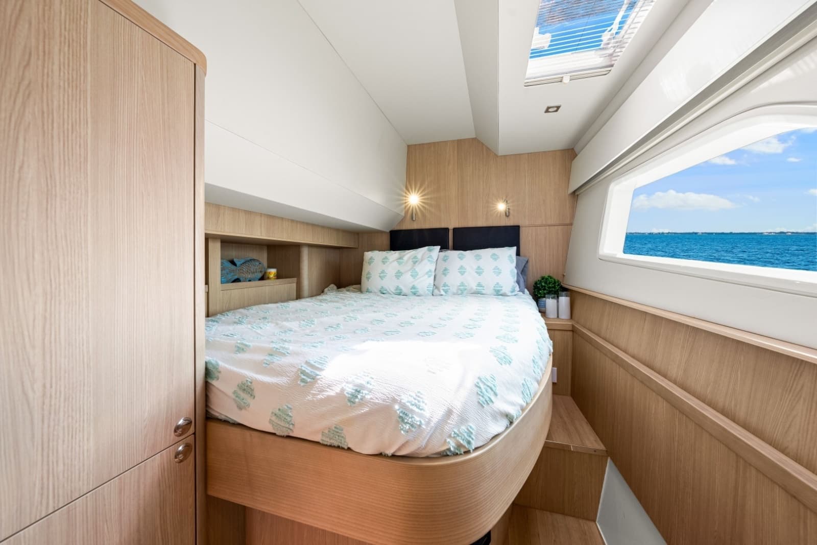 2021 Aquila 44 Yacht - Photo 28