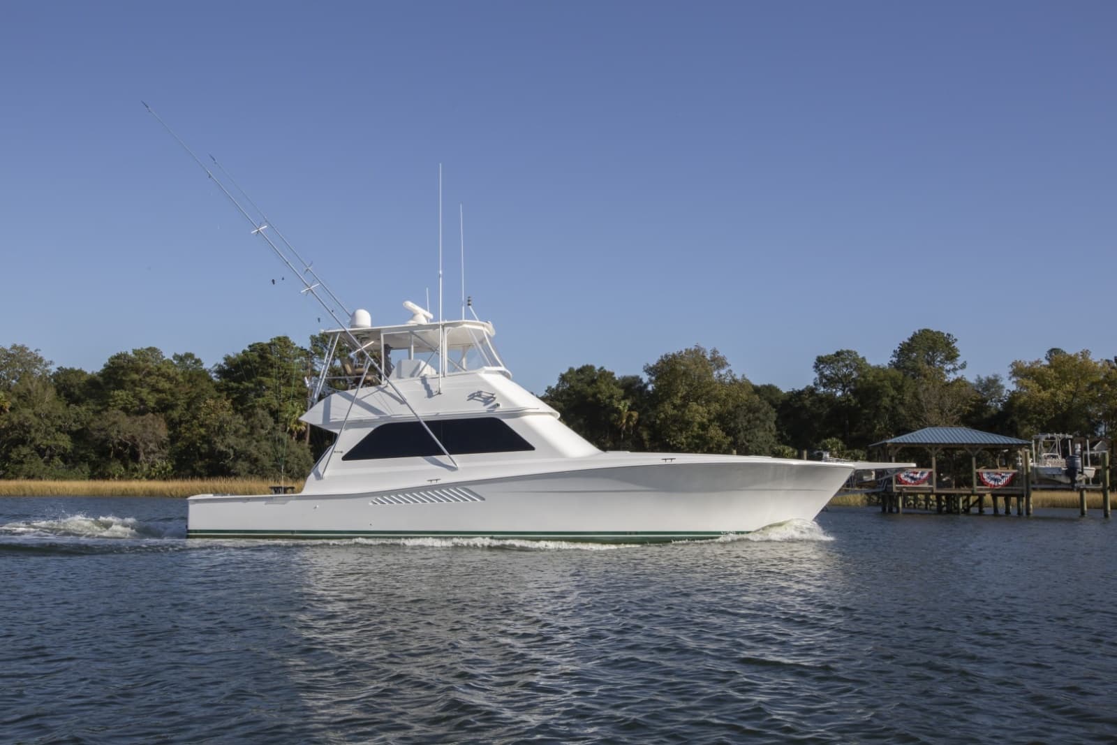 2001 Viking 50 Convertible - Photo 33