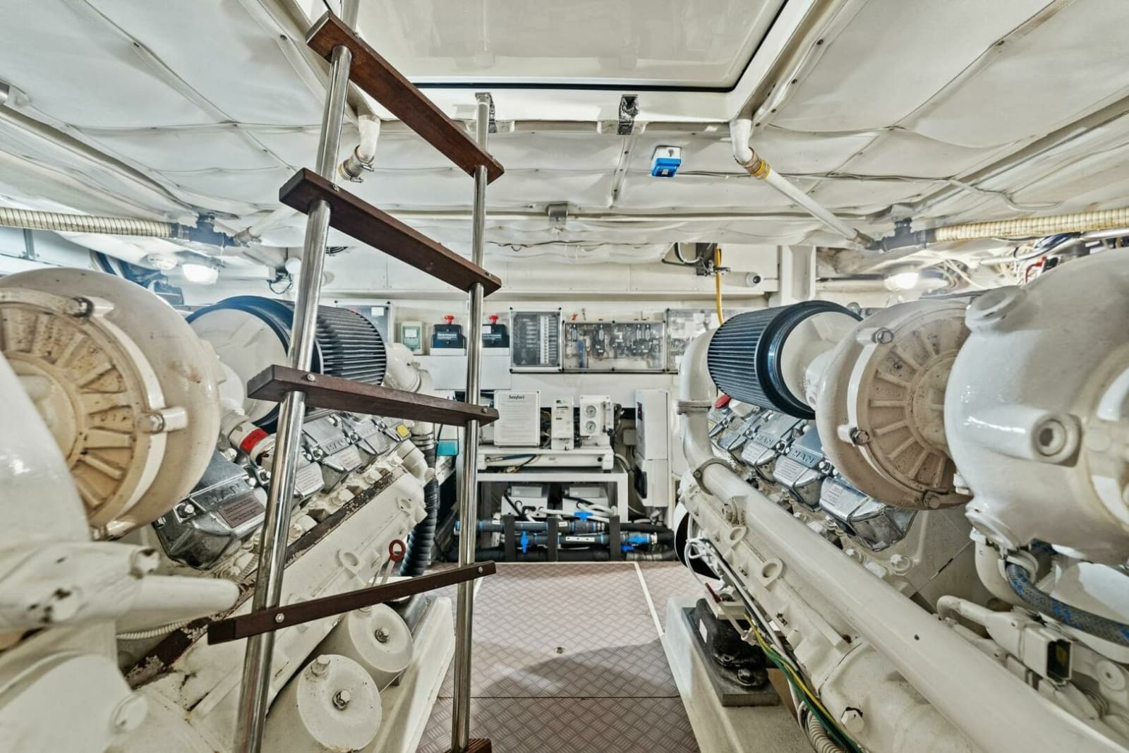 2013 Ferretti Yachts 620 - Photo 59