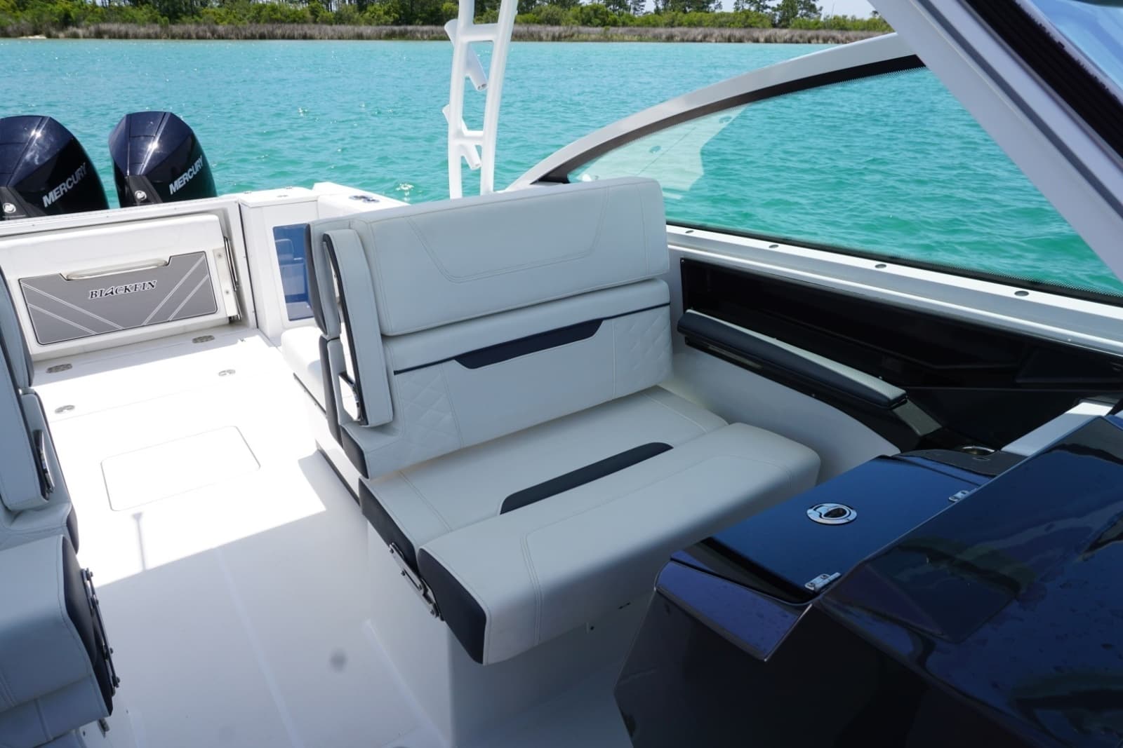 2023 Blackfin 272 DC - Photo 21