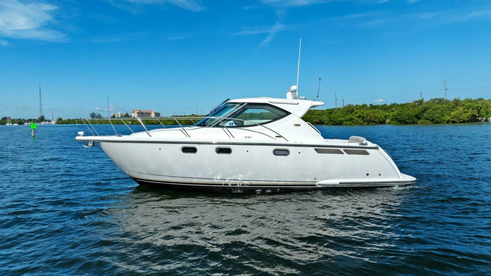 2008 Tiara Yachts 3500 Sovran - Photo 44