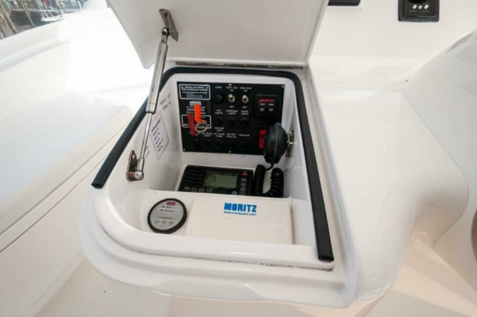 2012 Viking 42 Convertible - Photo 26