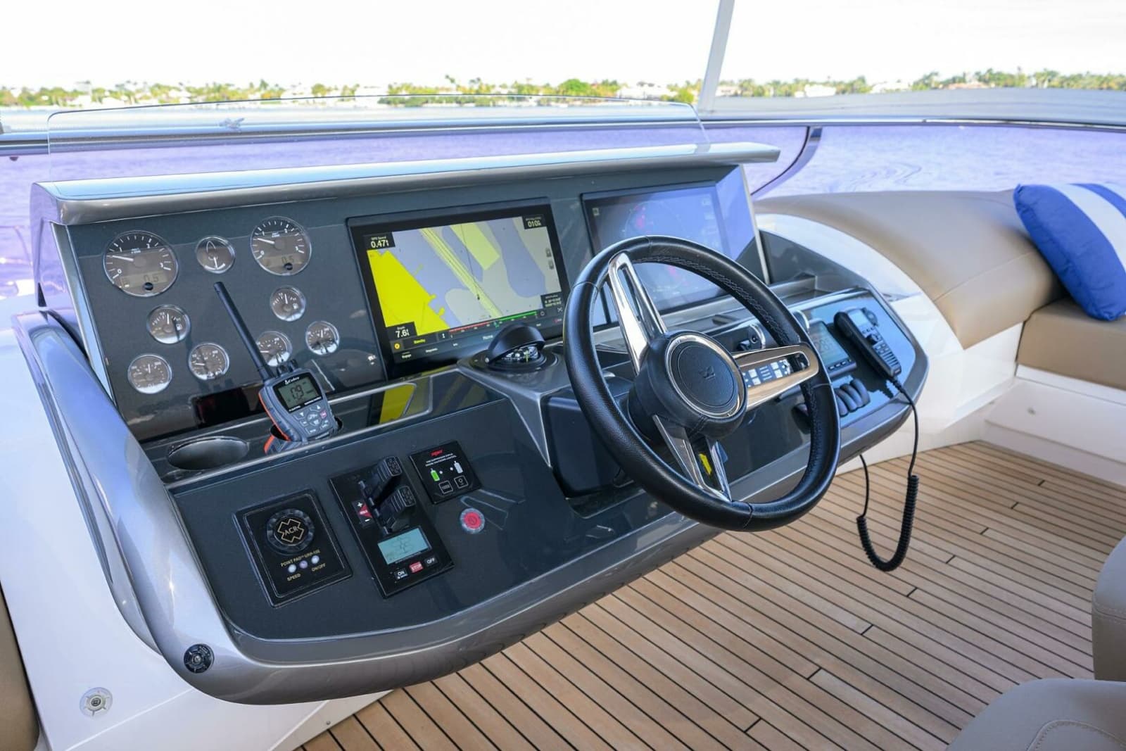 2021 Princess Y78 - Photo 60