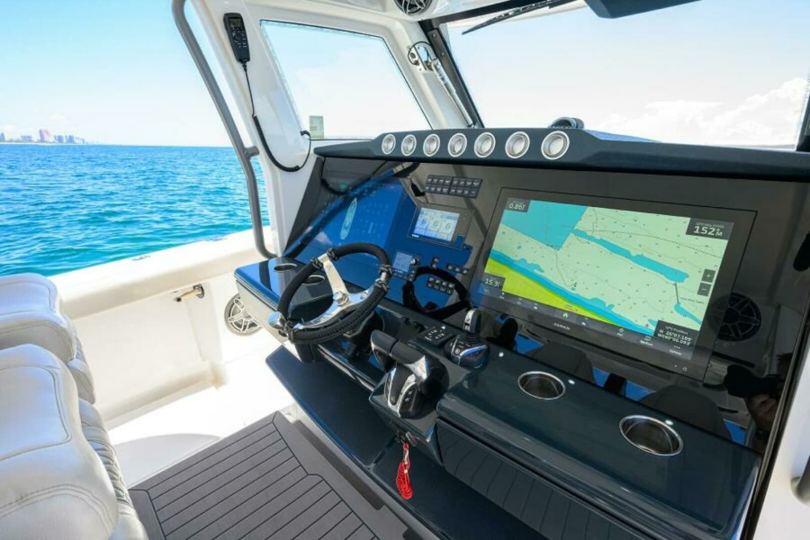 2021 Solace Center Console - Photo 20