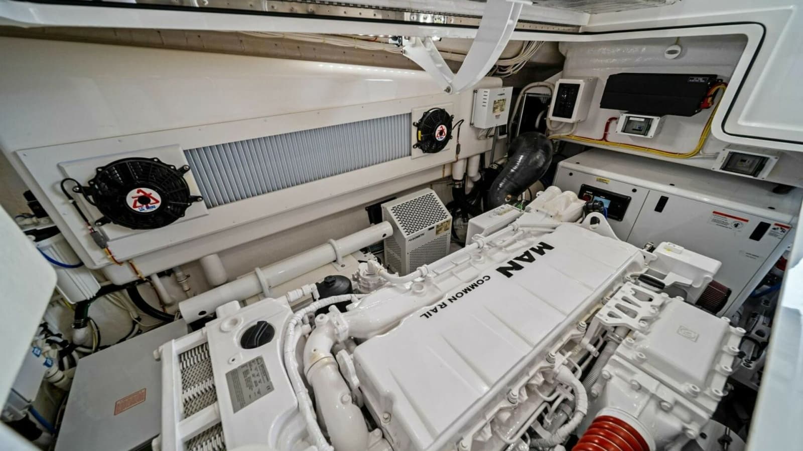 2021 Viking 46 Billfish - Photo 139