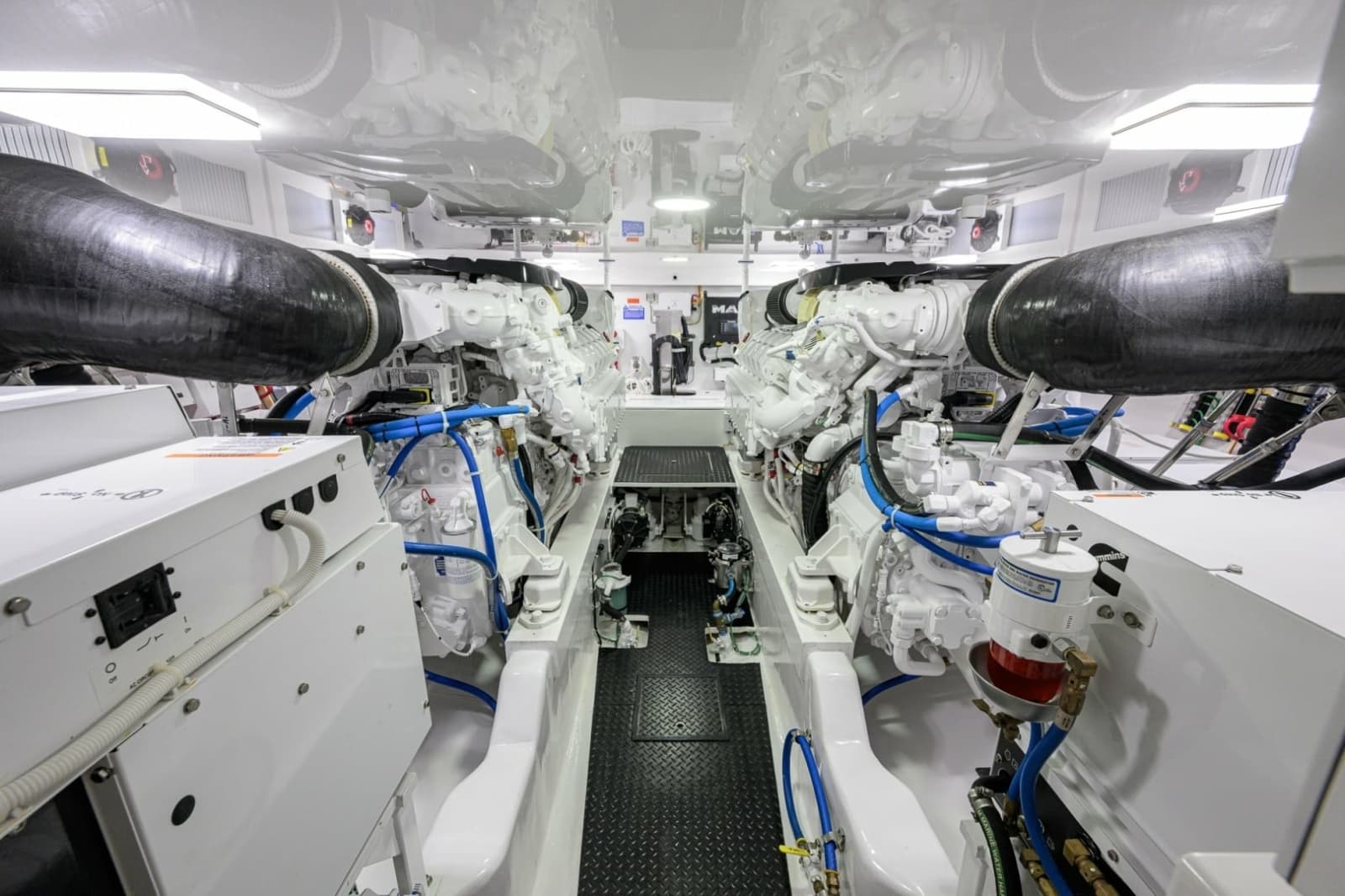2024 Viking 54 Convertible - Photo 46