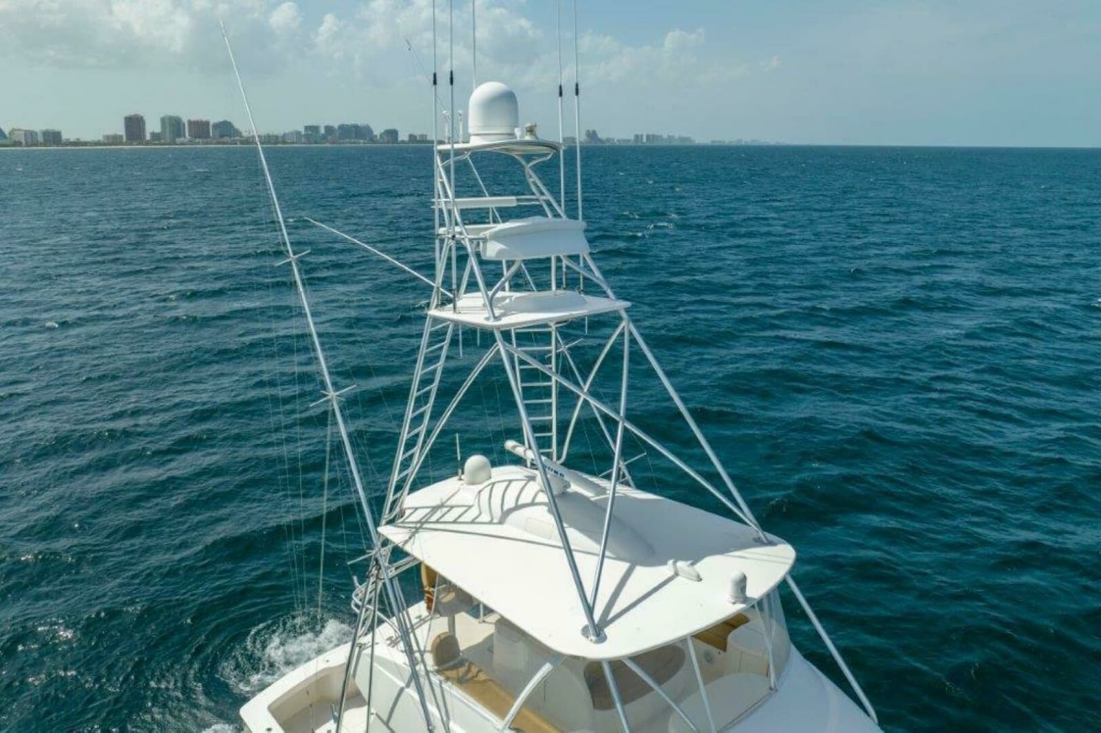 2015 Viking 66 Convertible - Photo 50
