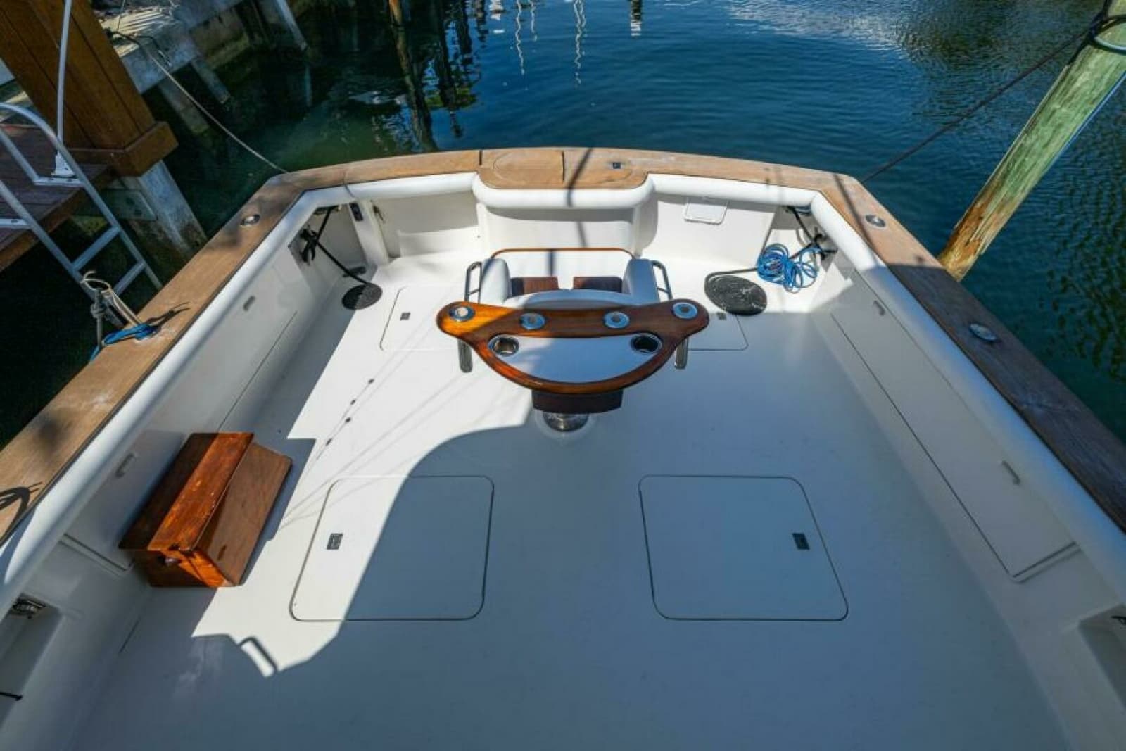 1999 Ocean Yachts 60 Convertible - Photo 17