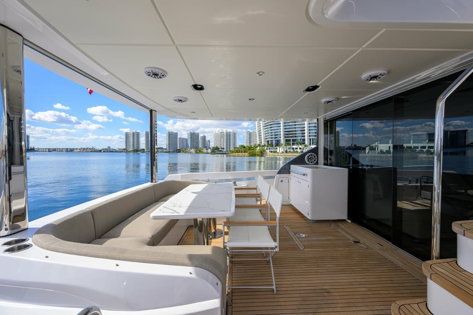 2024 Azimut Fly 78 - Photo 12