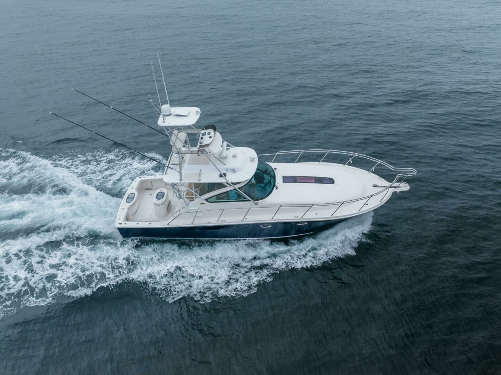 2015 Tiara Yachts 4300 Open - Photo 40