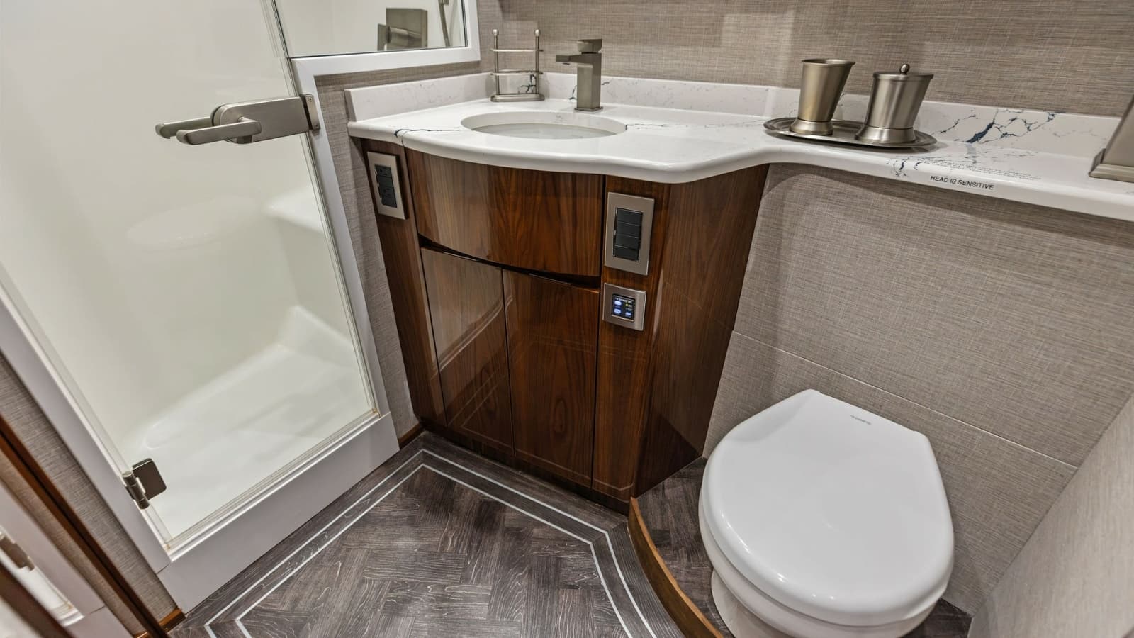 2024 Viking 54 Convertible - Photo 69