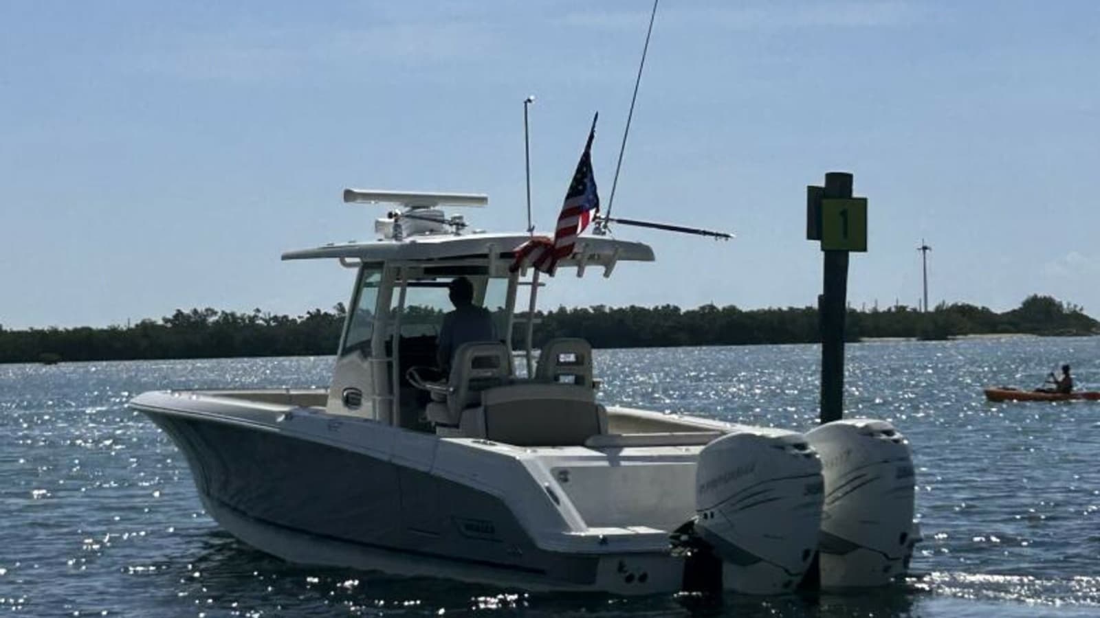 2017 Boston Whaler 330 Outrage - Photo 32
