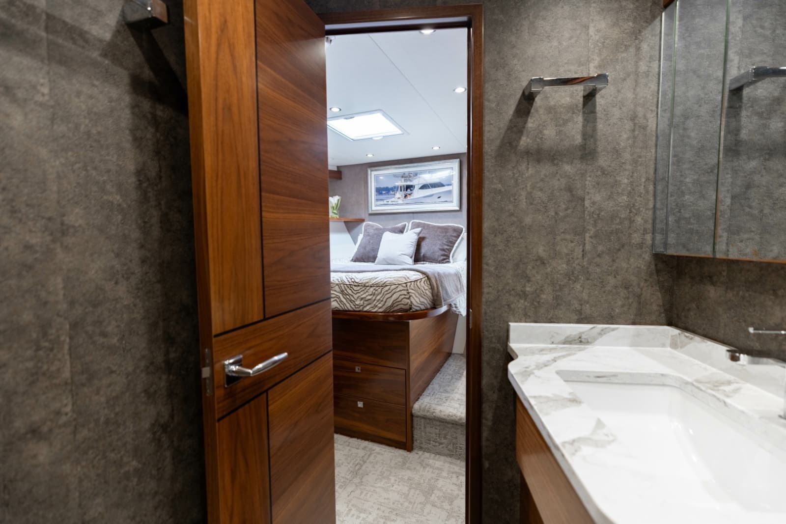 2023 Viking 72 Convertible - Photo 52