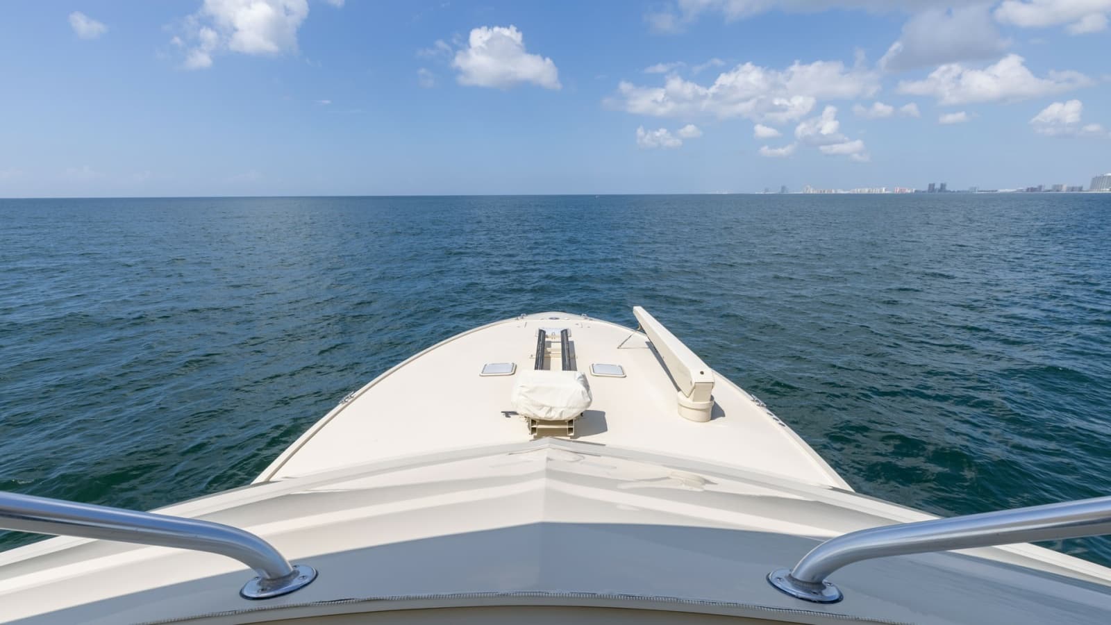 2007 Hatteras 68 Convertible - Photo 46