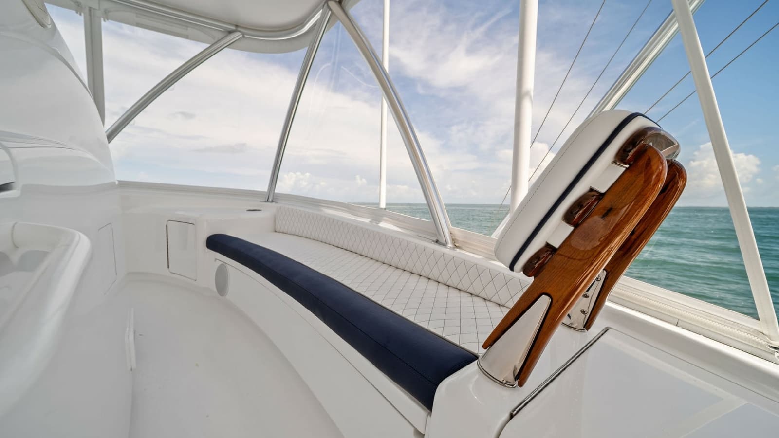 2024 Viking 64 Convertible - Photo 73