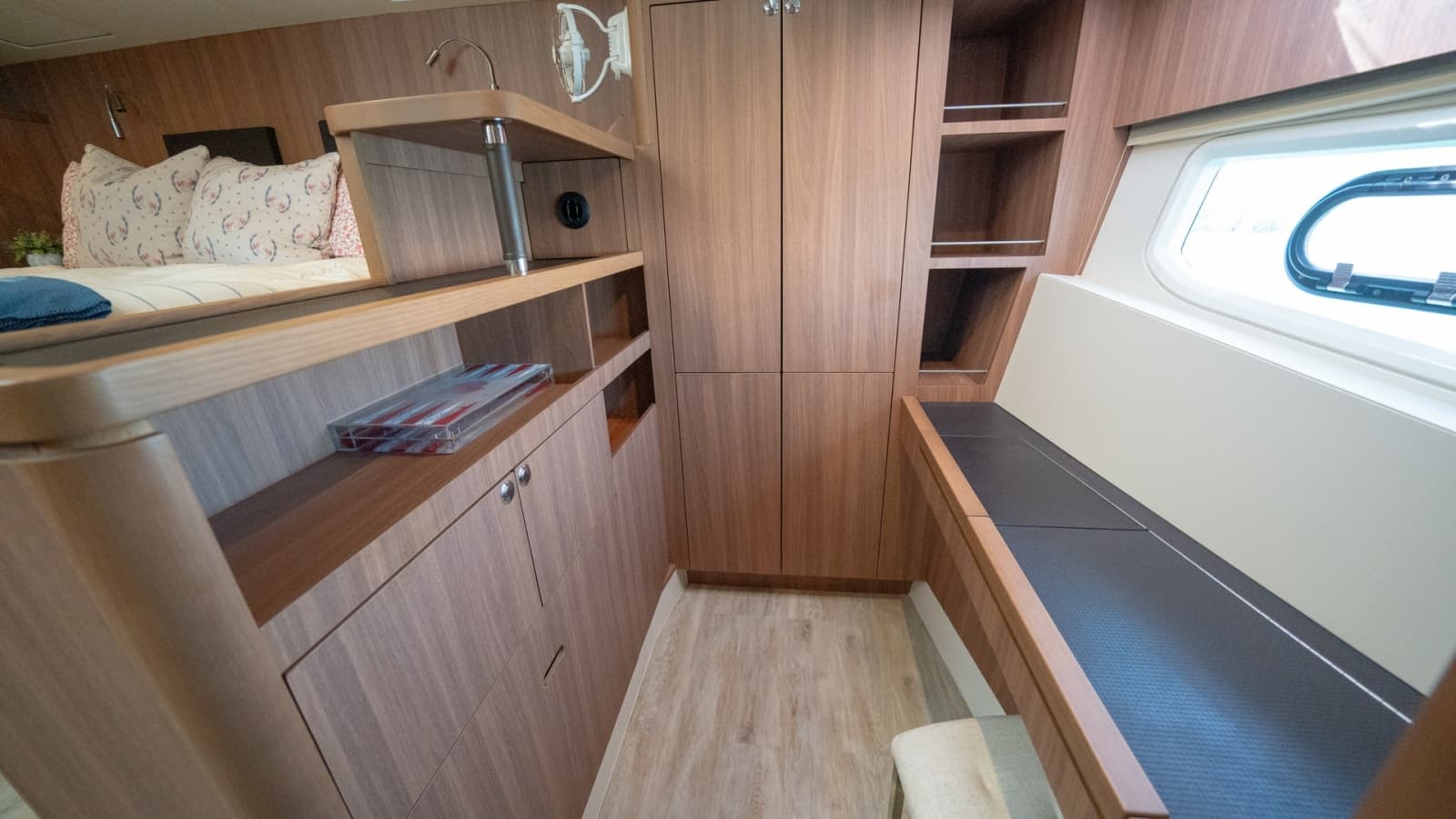2021 Aquila 44 Motor Yacht - Photo 24