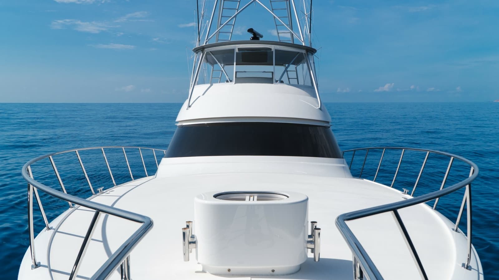 2014 Viking 66 Convertible - Photo 35