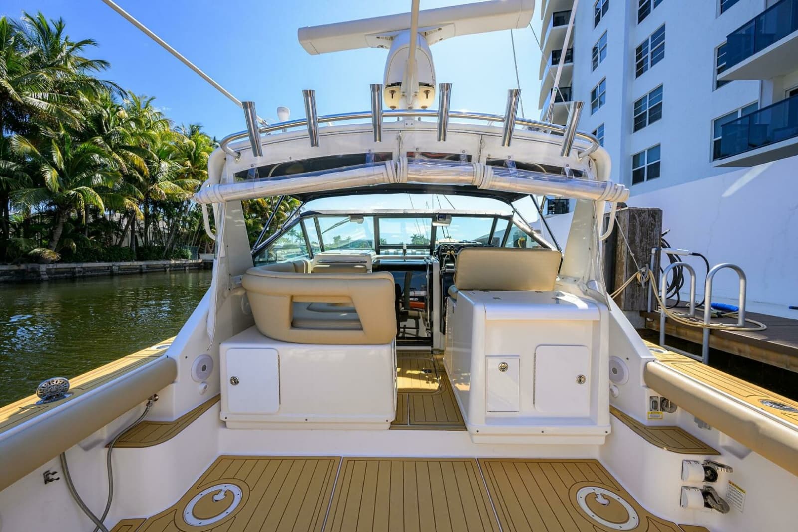 2002 Tiara Yachts 3100 LE - Photo 23