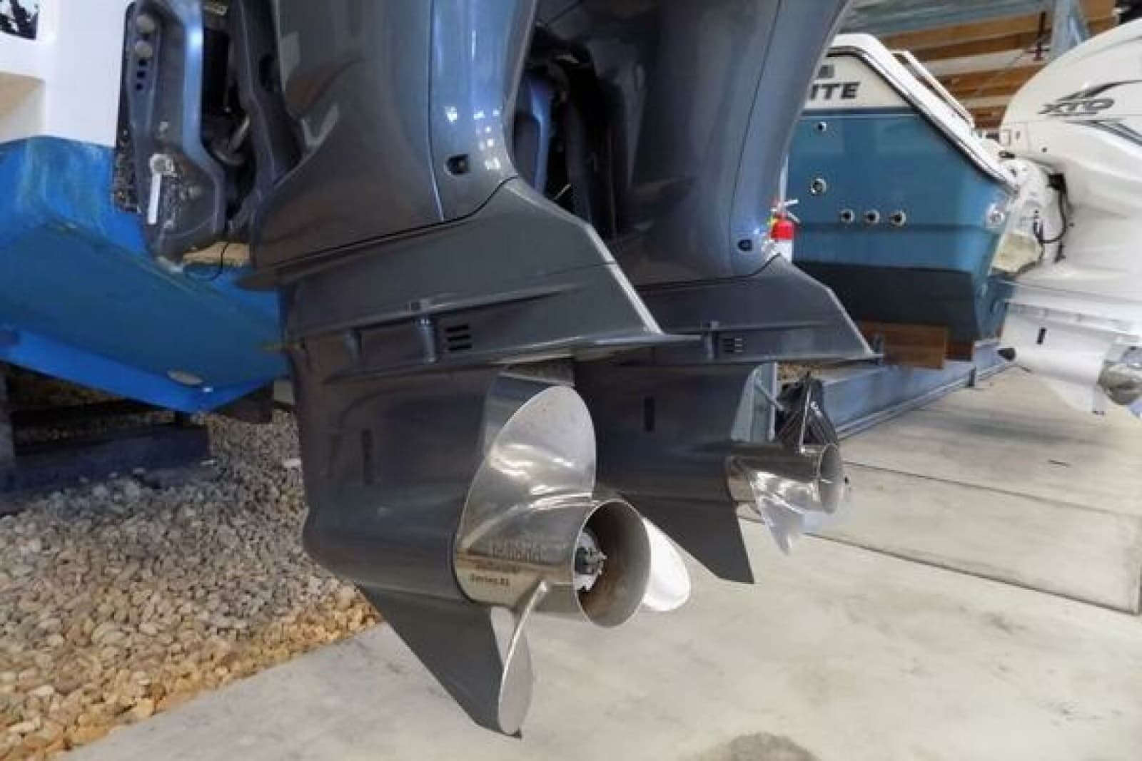 2013 Regulator 34SS - Photo 30