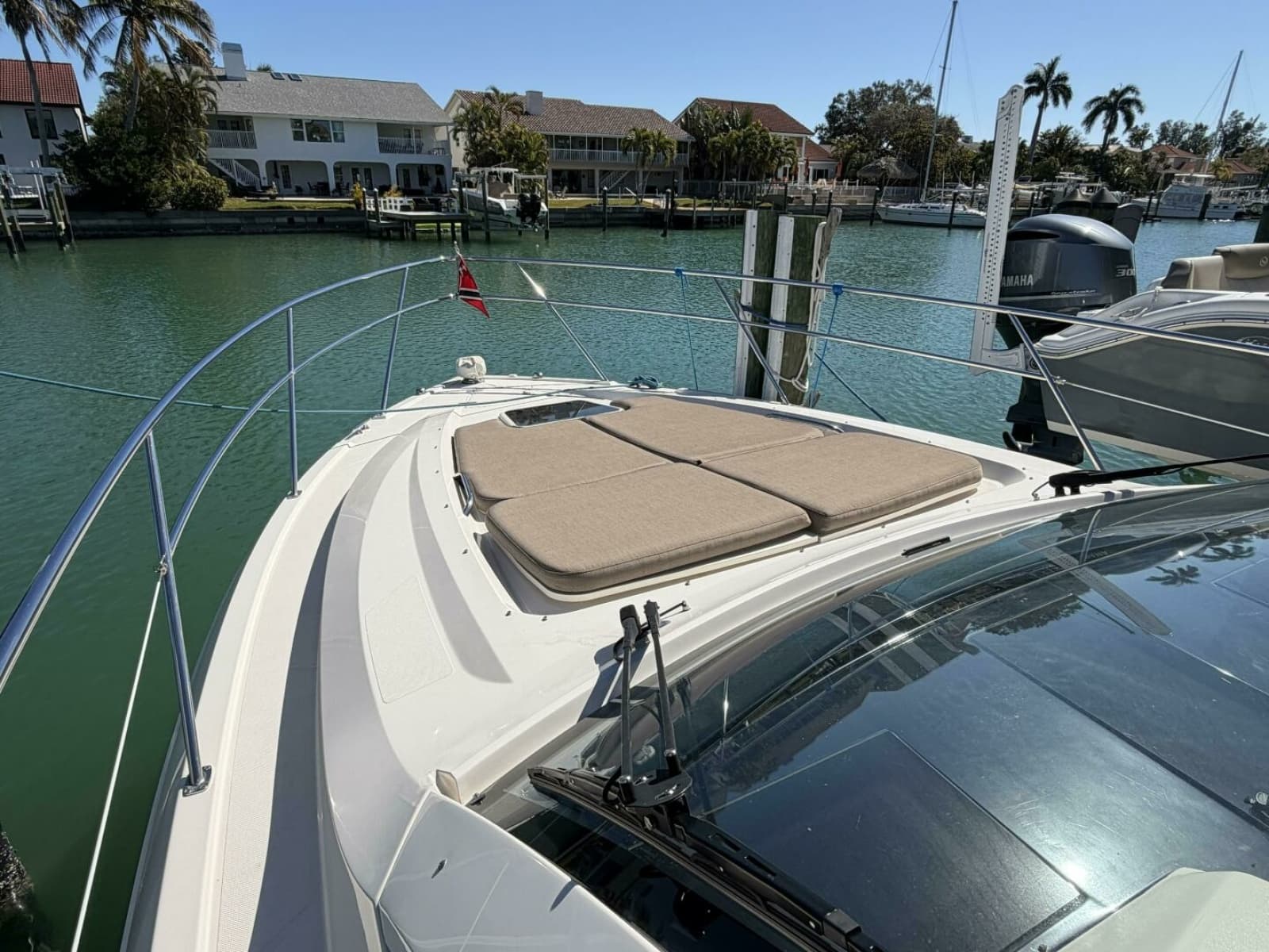 2014 Pursuit SC 365i - Photo 23