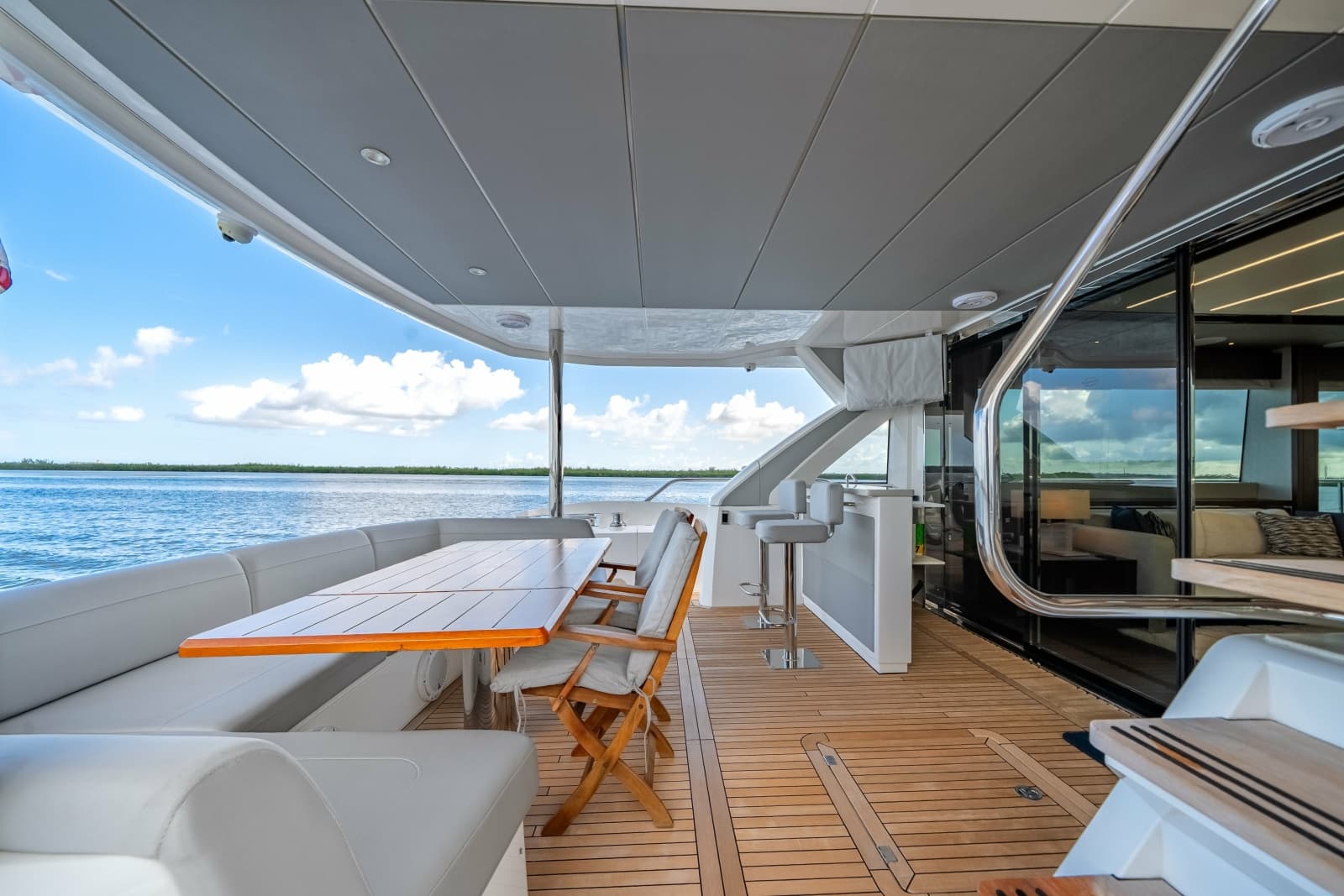 2019 Sunseeker 76 Flybridge - Photo 40
