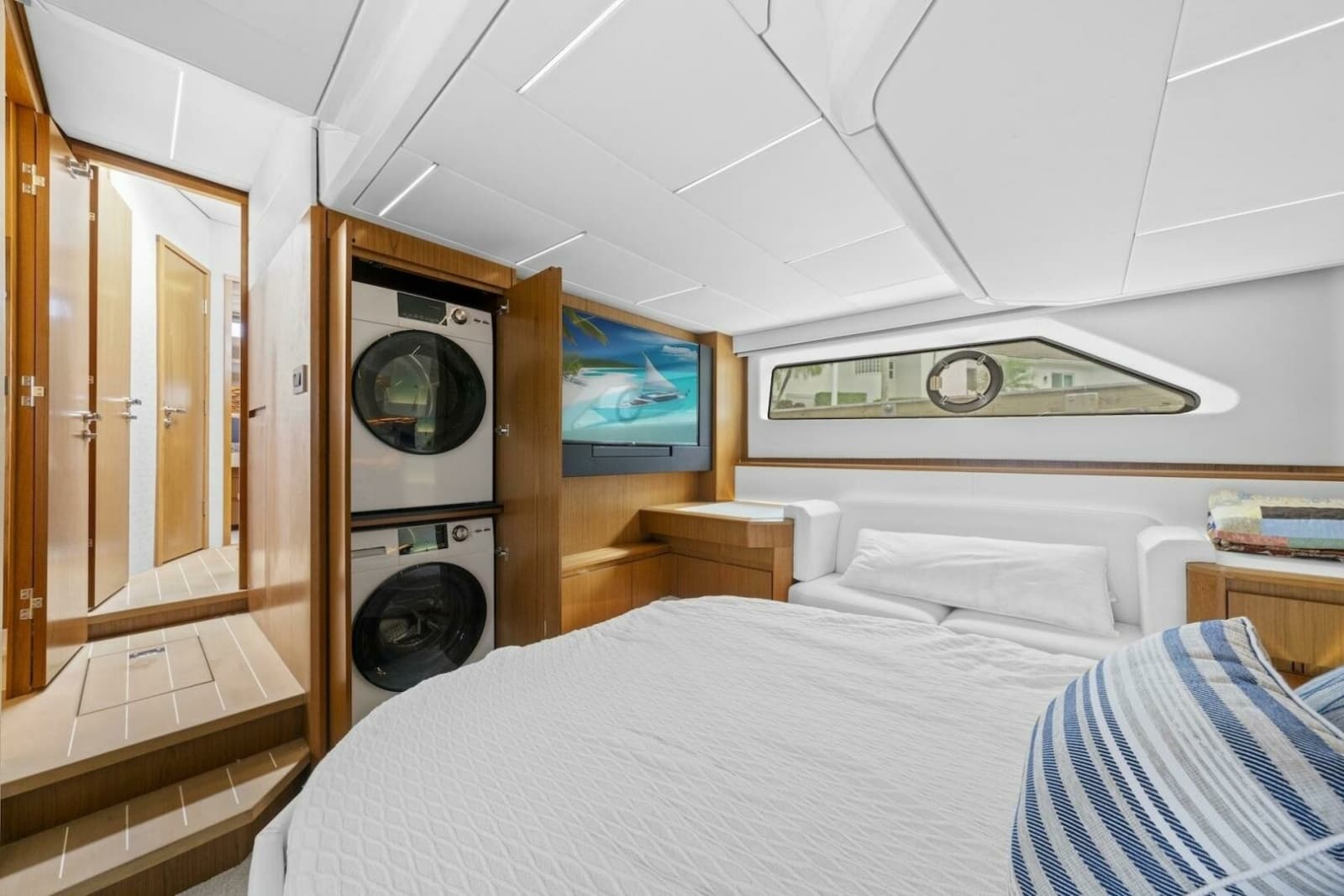 2023 Tiara Yachts EX 60 - Photo 68