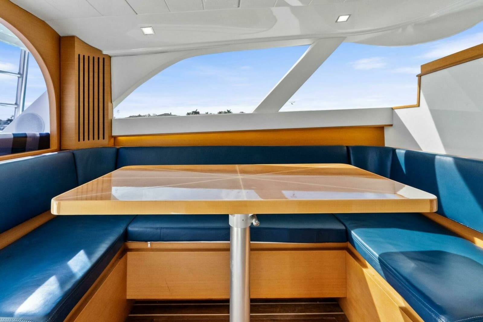 2017 Bertram 35 Flybridge - Photo 12