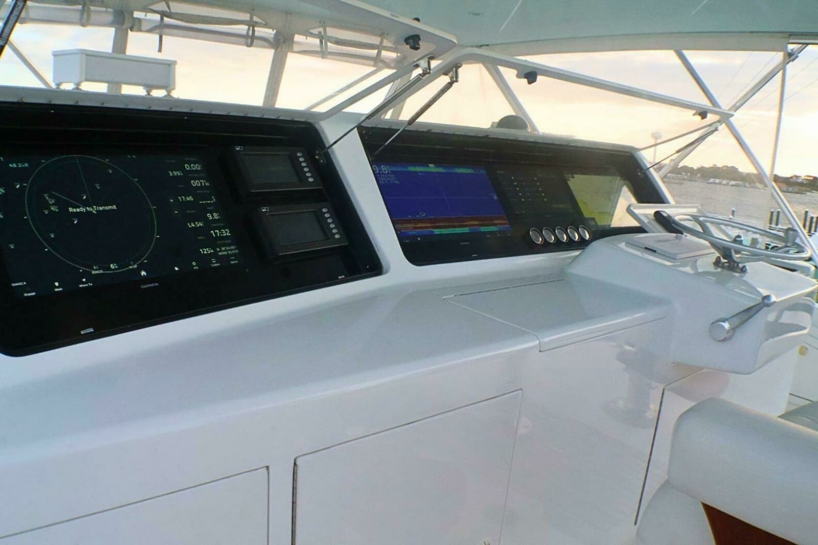 2001 Donzi 73 Sport Yacht - Photo 49