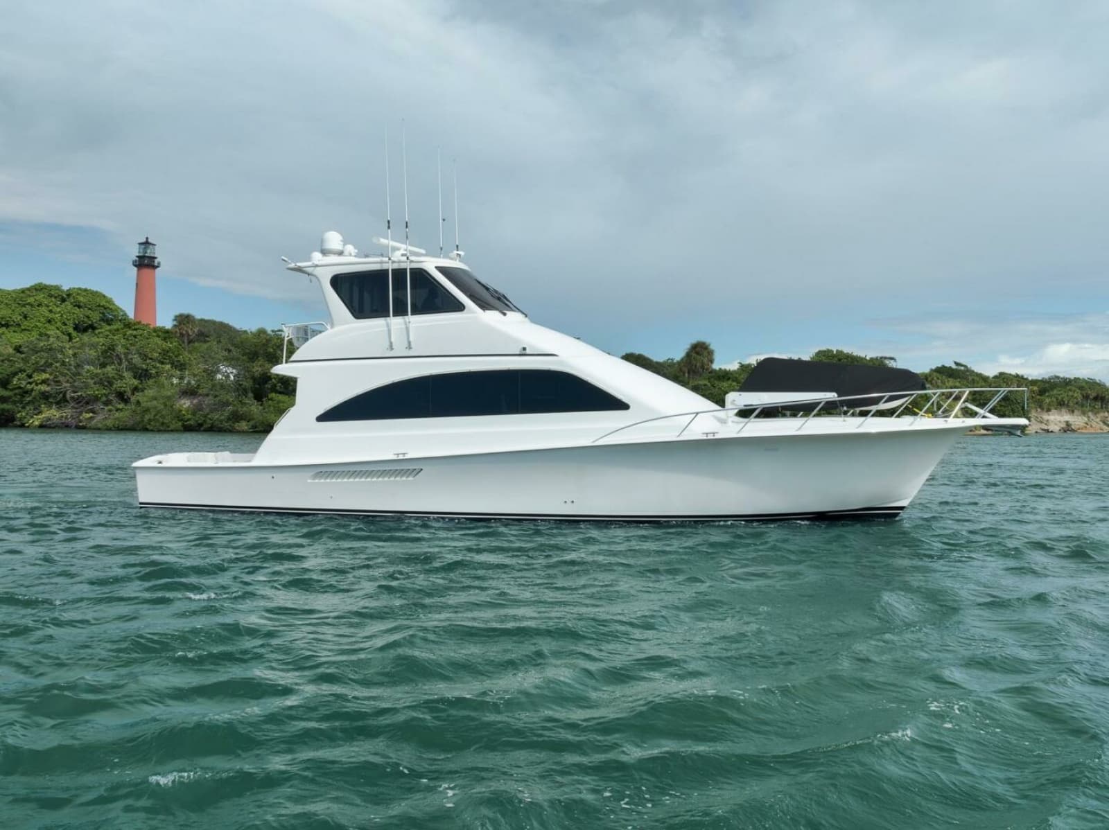 2004 Ocean Yachts 57 Enclosed Bridge Convertible - Photo 35