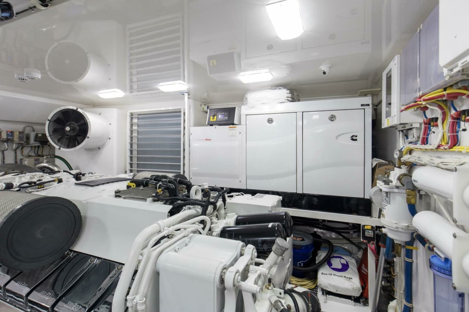 2016 Viking 92 Enclosed Bridge - Photo 70