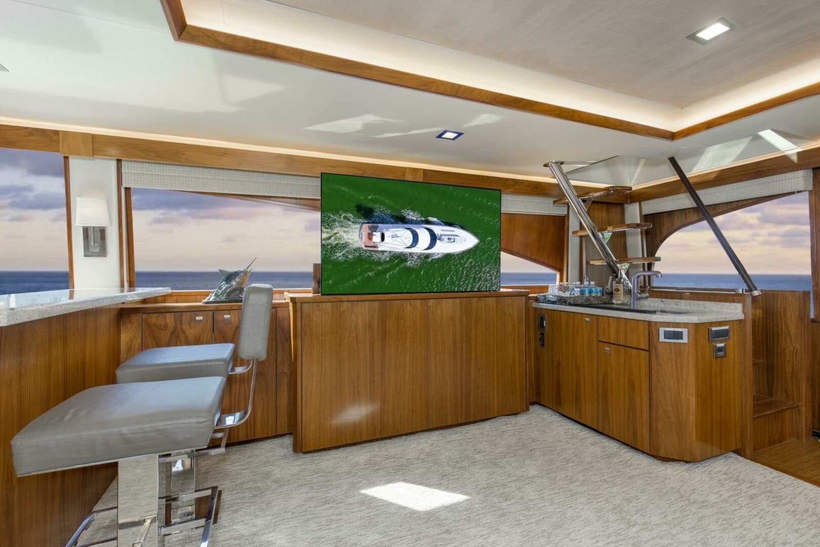 2016 Viking 92 Enclosed Bridge - Photo 10