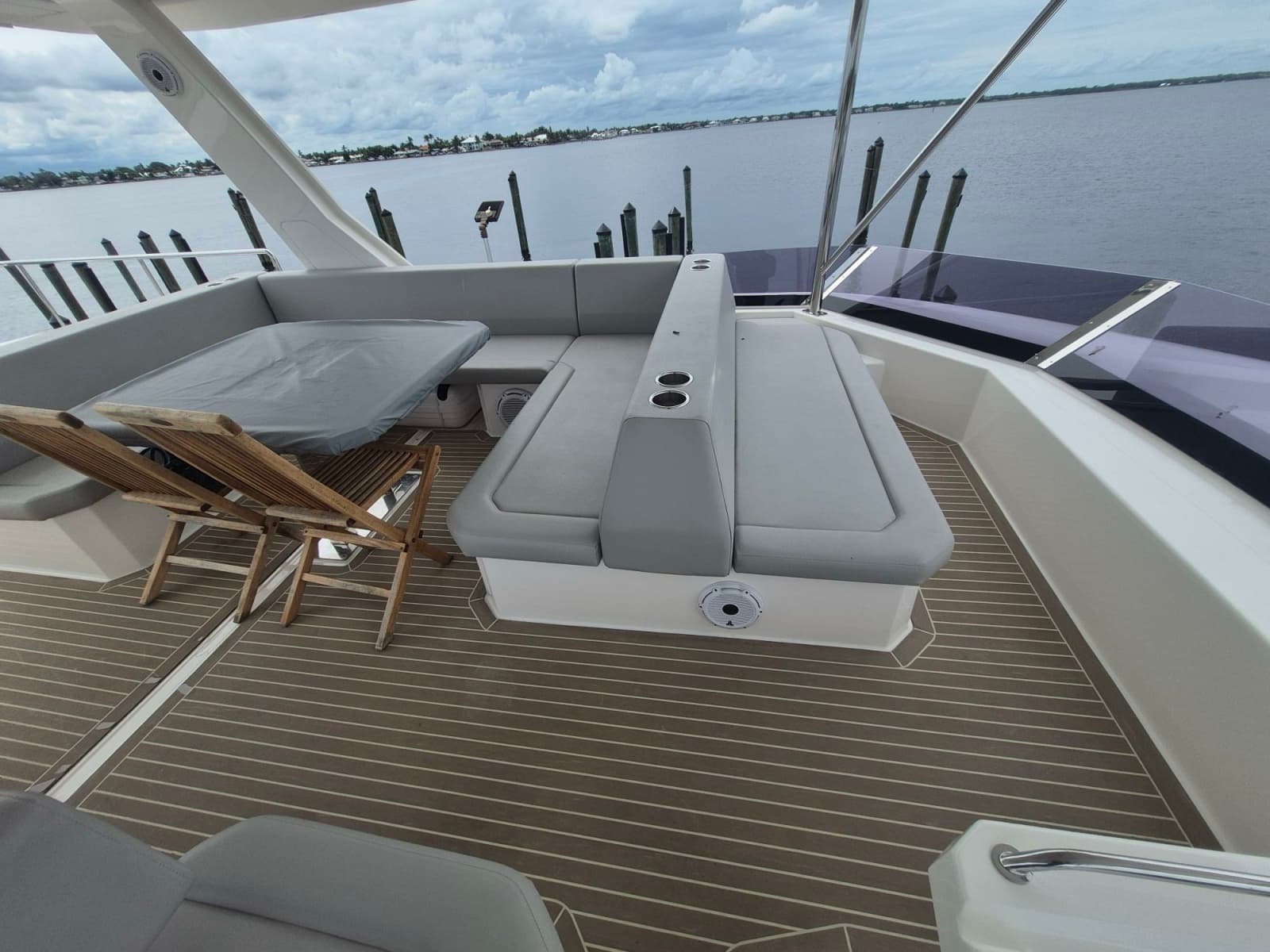 2023 Leopard 53 Powercat - Photo 10
