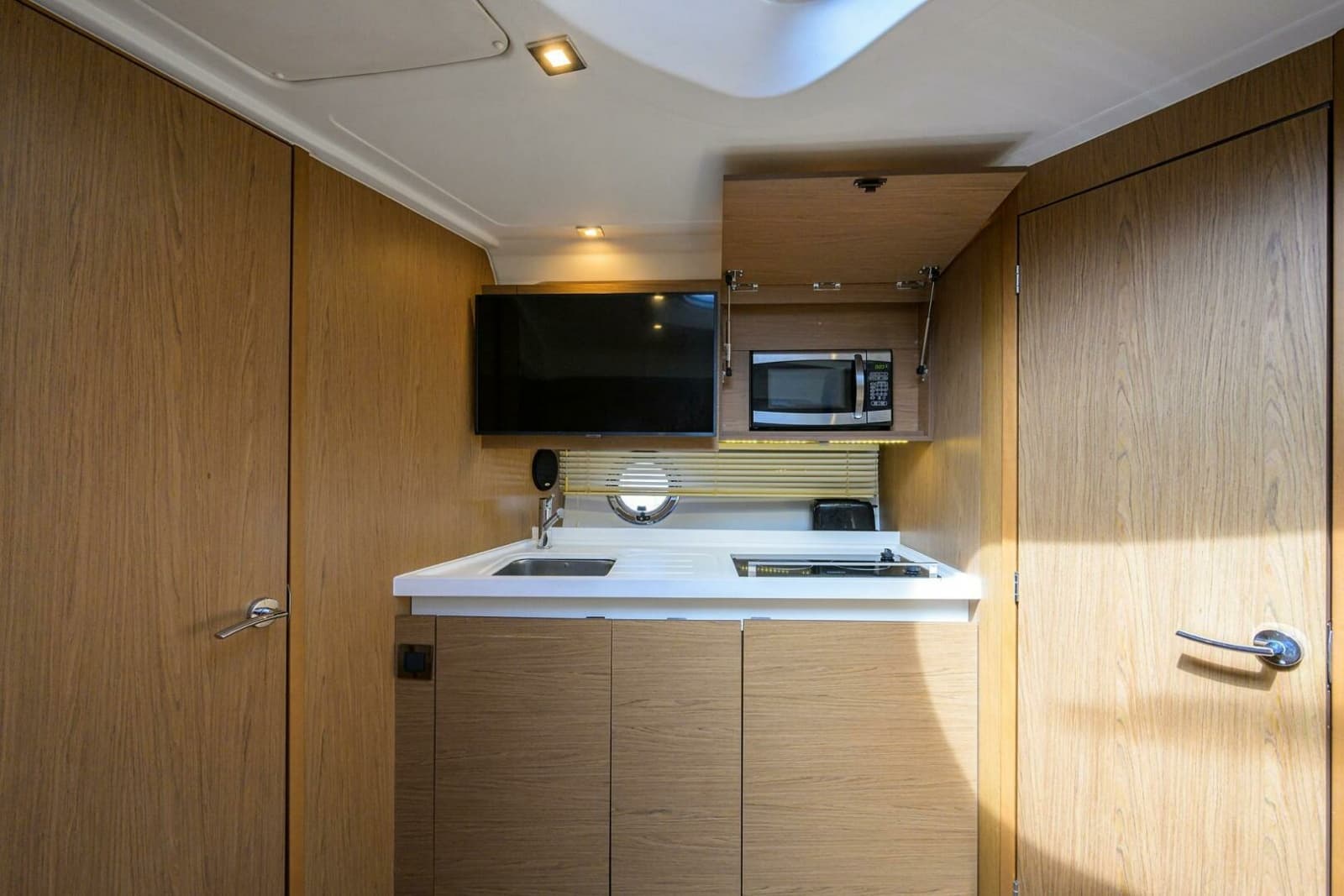 2015 Beneteau 38 GT - Photo 7