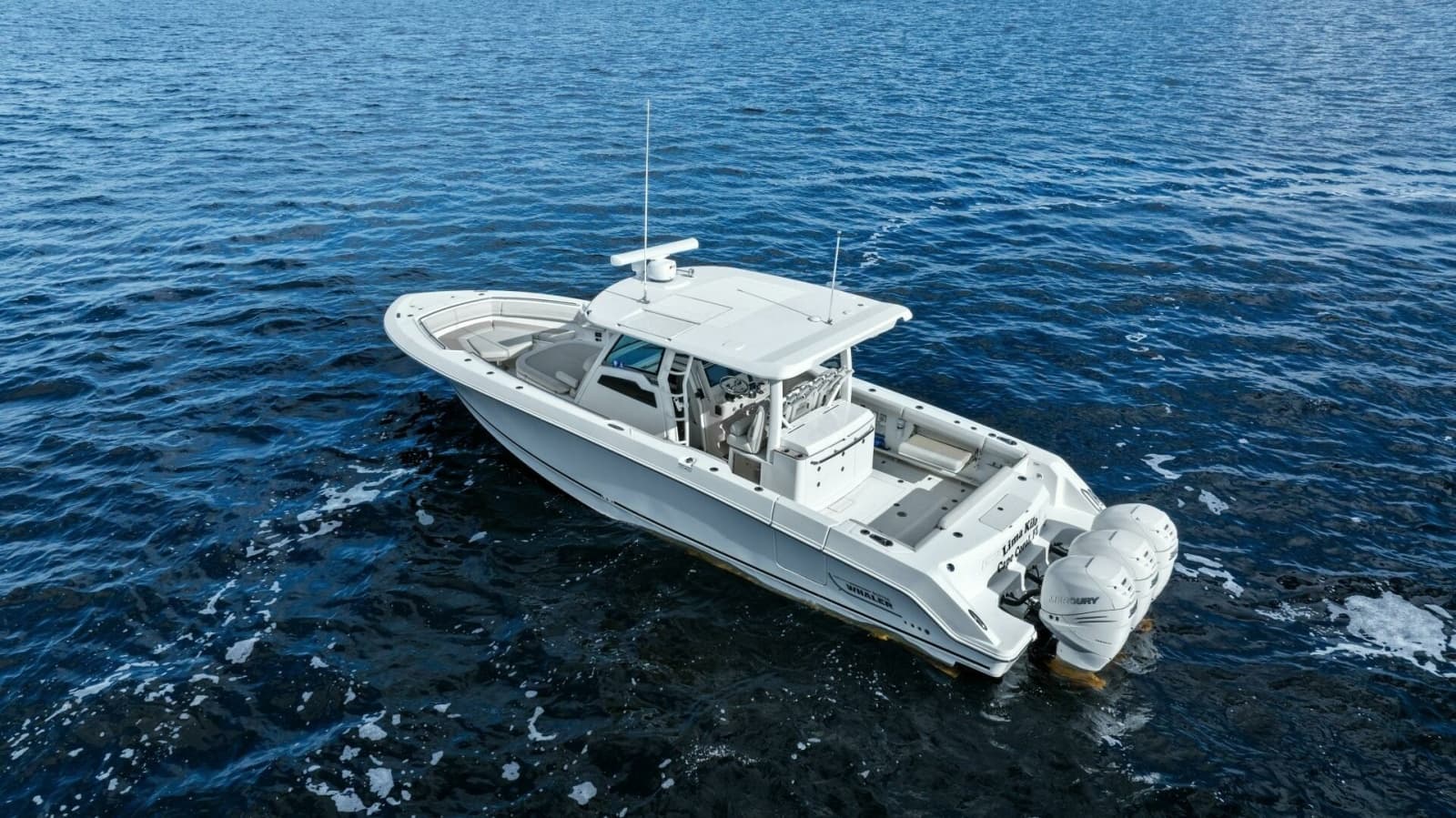 2019 Boston Whaler 380 Outrage - Photo 33