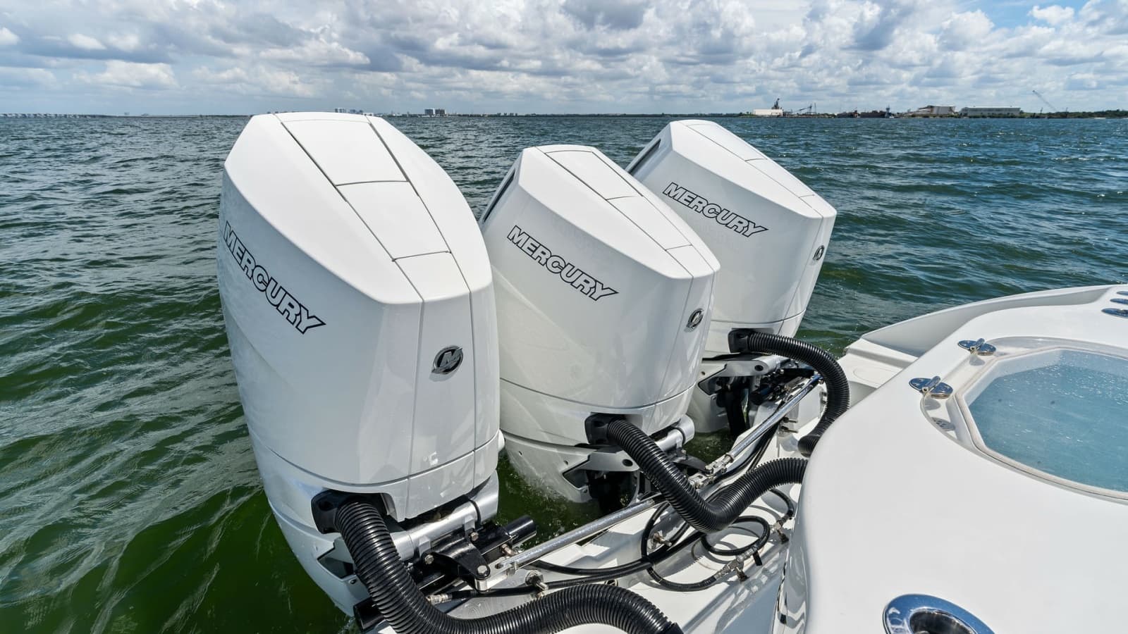 2014 Yellowfin 39 Center Console  - Photo 9