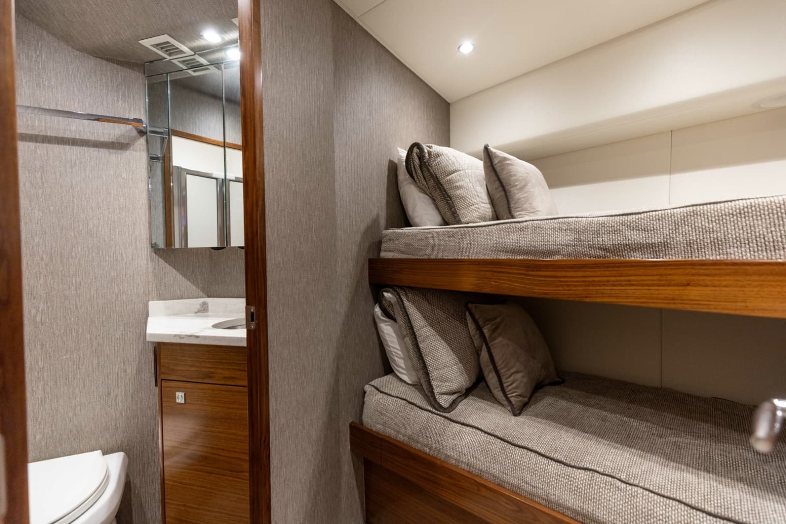 2023 Viking 72 Convertible - Photo 53