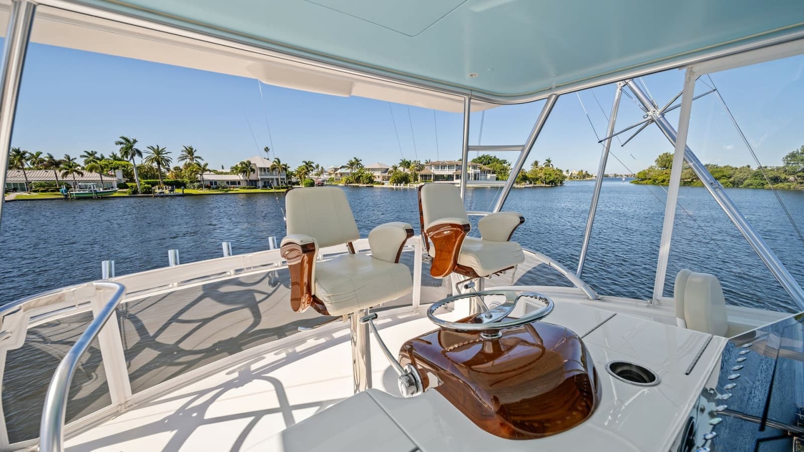 2021 Viking 54 Convertible - Photo 27