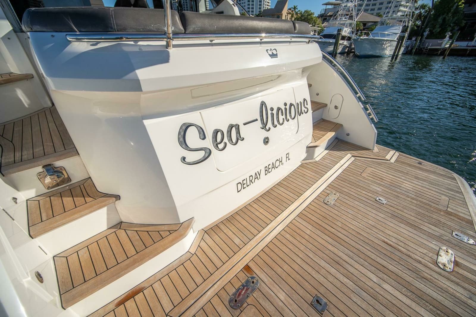 2016 Princess V48 - Photo 45