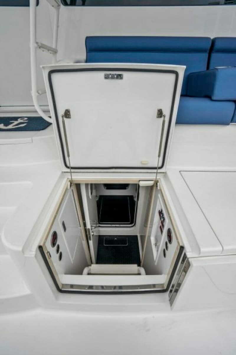2011 Viking 70 Enclosed Bridge - Photo 60
