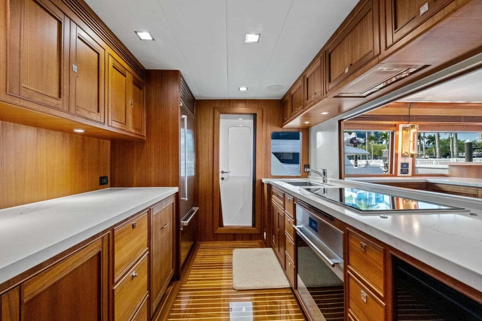 2024 Marlow 90V - Photo 35
