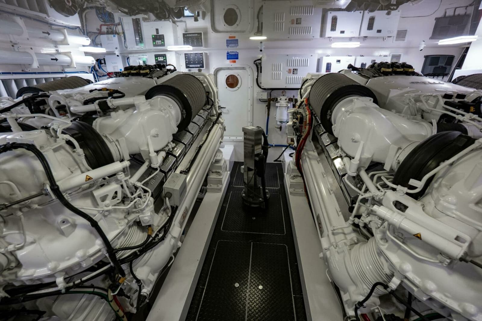 2021 Viking 72 Enclosed Bridge - Photo 48