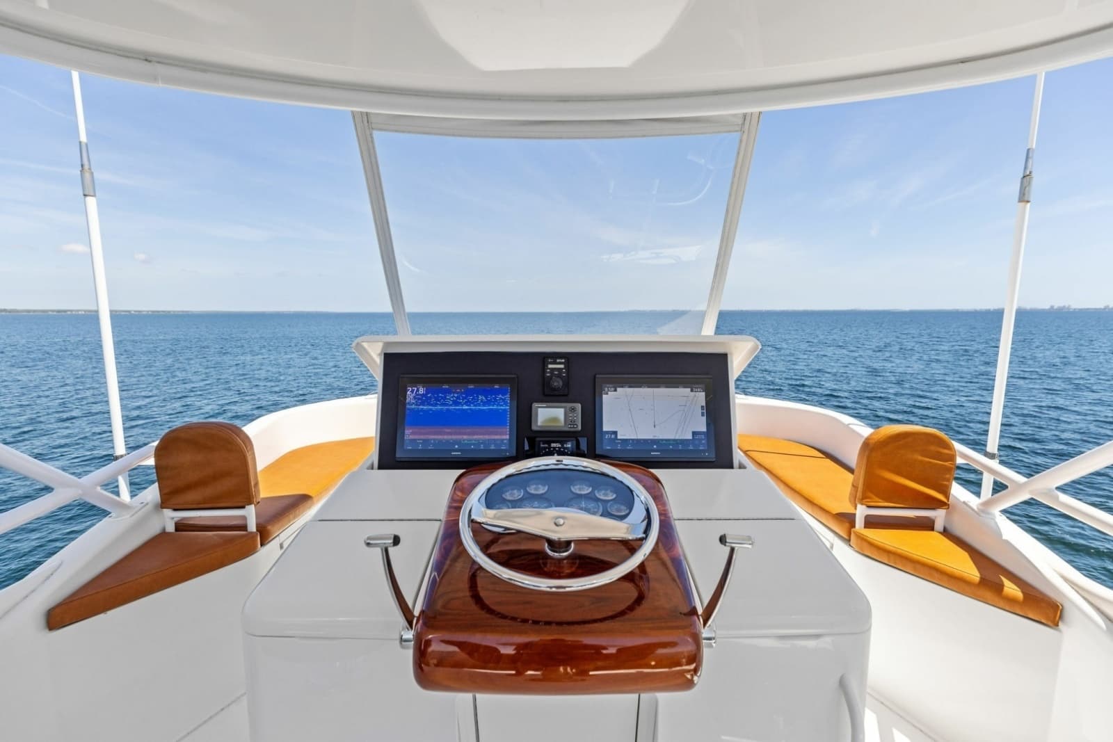 2008 Viking 68 Skybridge - Photo 3